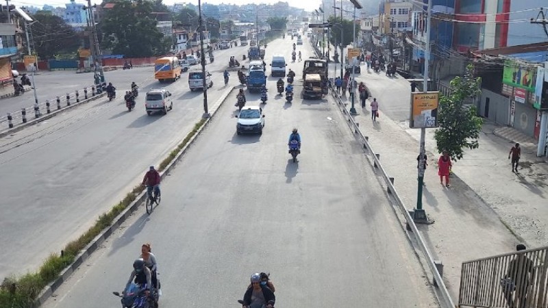 सडकमा बढ्यो चहलपहल (फोटोफिचर)