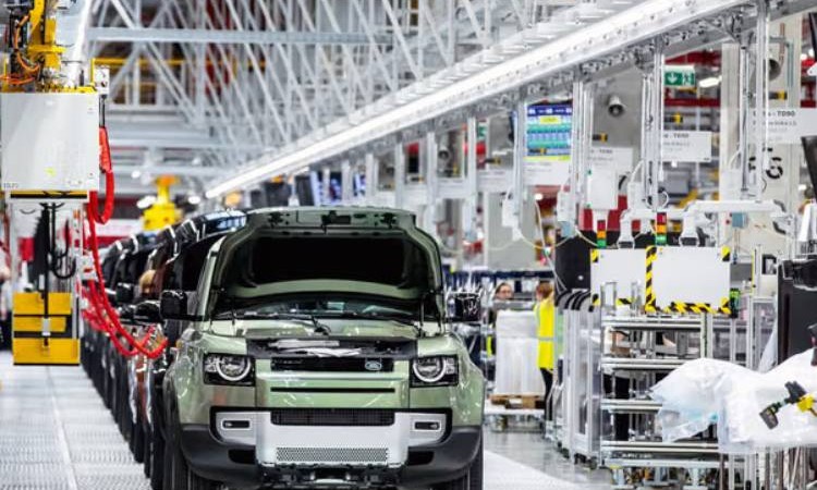 डेढ महिनापछि पुनः उत्पादन थाल्दै ज्यागुअर ल्याण्ड रोभर_img