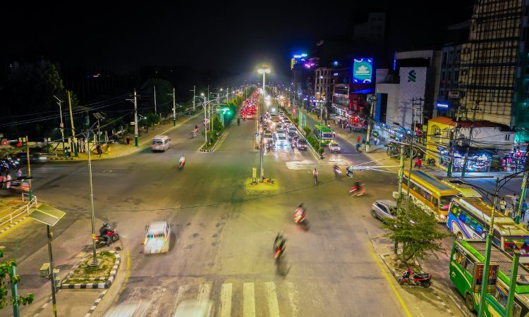 काठमाडौंका ६२ चोकमा हाइ मास्ट लाइट जडान_img