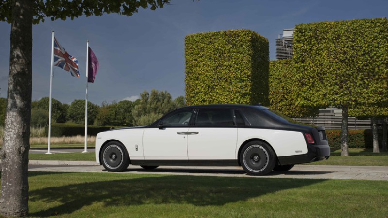 ४० हजार घन्टा लगाएर उत्पादन गरिएको कार, बन्ने छ २५ युनिट