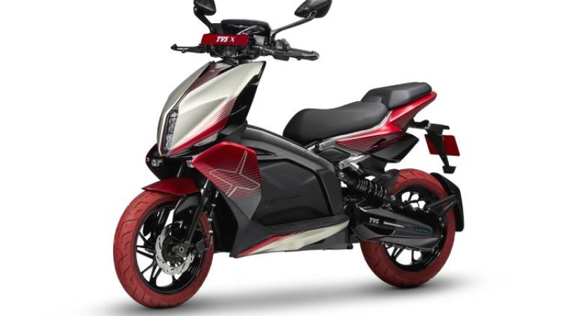 टीभीएसको प्रिमियम इलेक्ट्रीक स्कुटर नेपालमा सार्वजनिक हुँदै, परीक्षण सुरू