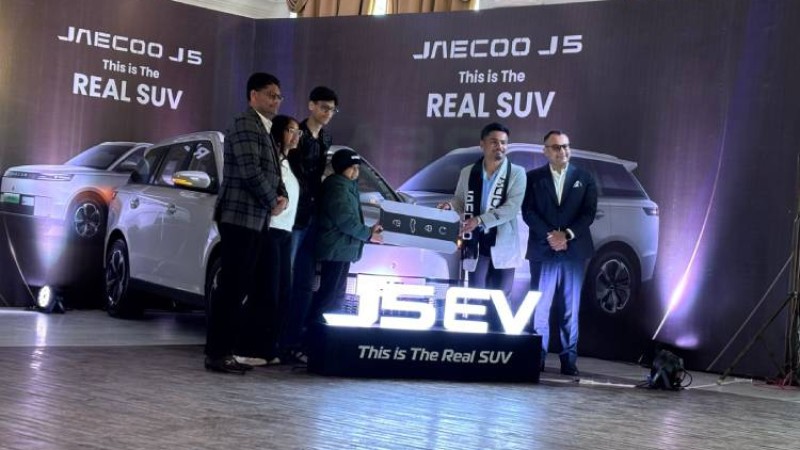 रोहित बने ओमोडा जेकोको ब्राण्ड एम्बास्डर, पाए जेको जे फाइभ एसयूभी