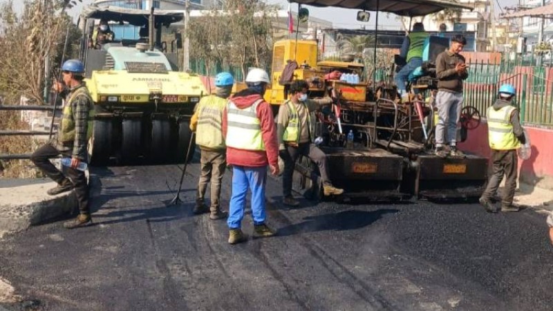 धोवीखोला करिडोर सडक धमाधम कालोपत्र_img