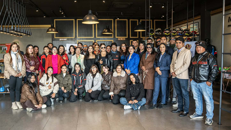 रोयल इनफिल्ड ‘लेडिज बाइक राइड’ सम्पन्न