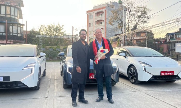 एलआरआर मोटर्सद्वारा चलचित्र ‘एक्लो-१’ विशेष सहयोग_img