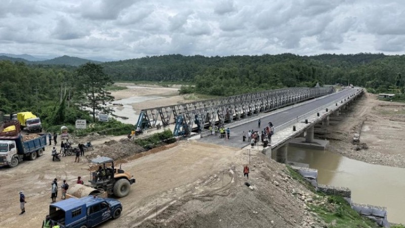 नारायणघाट-बुटवल खण्डको विनयीखोला पुलमा सवारी चलाउन रोक