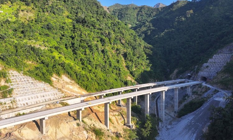 फास्ट ट्रयाकमा १३ पुल निर्माण सम्पन्न, ५ किमी सर्भिस लेन कालोपत्र_img