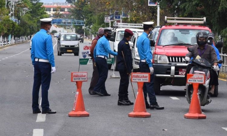काठमाडौंमा ट्राफिक चेकिङ तीव्र, एकैदिन साढे २० लाख जरिवाना_img