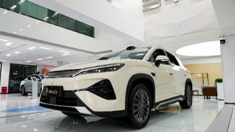 बीवाइडीले ल्यायो दोस्रो पुस्ताको ब्लेड ब्याट्री भएको ईभी, ९ मिनेटमै ९७% चार्ज हुने