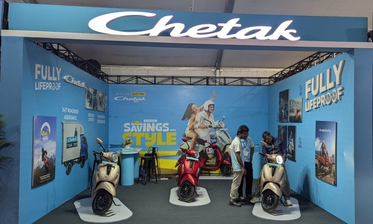 पोखरामा सार्वजनिक भयो बजाज ‘चेतक ३५०१’_img