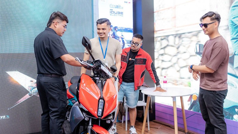 टीभीएसको प्रिमियम इलेक्ट्रीक स्कुटर एक्स नेपालमा सार्वजनिक