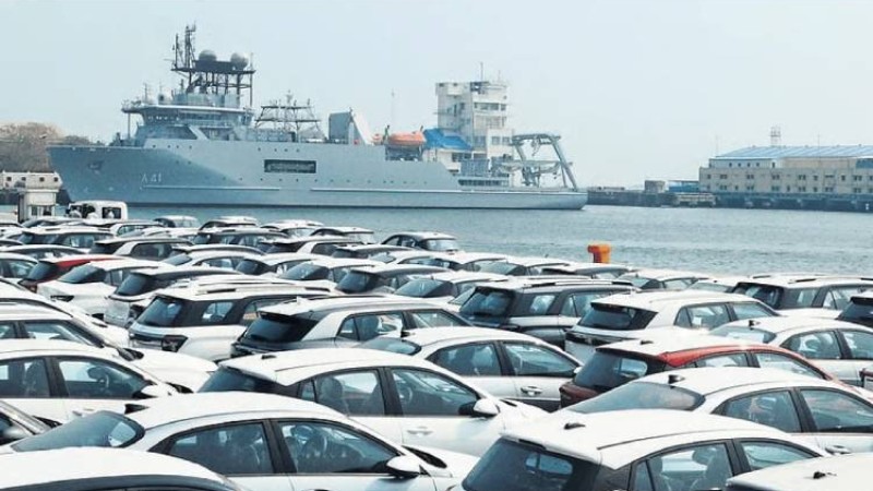 अटो क्षेत्रमा देखिन थाल्यो युद्धको असर, २ हजार कार बीच बाटोमै अड्किए_img