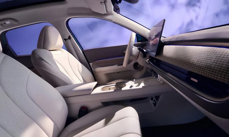 फरक डिजाइन र आकर्षक मूल्यको इलेक्ट्रीक एसयूभी बिक्री सुरु हुँदै_img