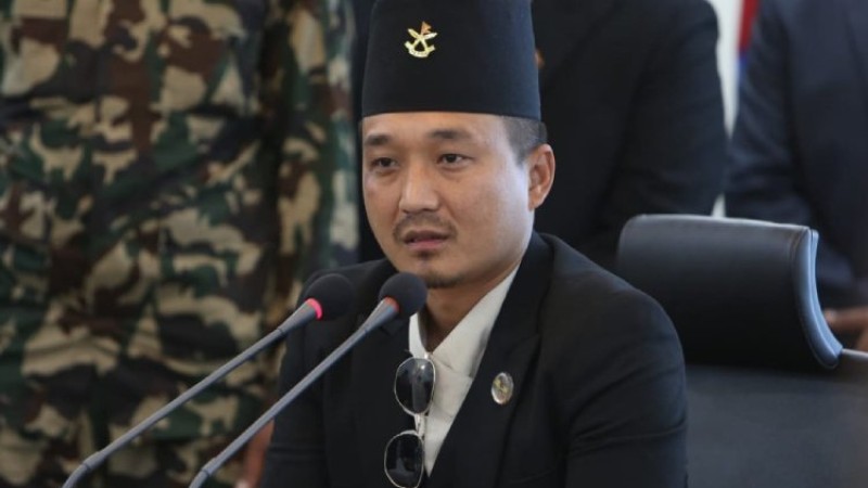 भीआइपी सवारीका नाममा हुने सास्ती हटाउन गृहमन्त्रीको निर्देशन_img