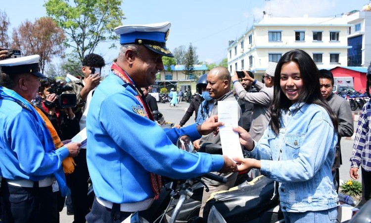 हराएका ५० मोटरसाइकल र स्कुटर फेला पारी धनीलाई फिर्ता_img