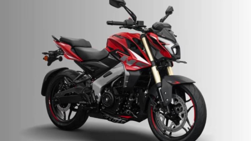 ३५० सीसीमा आयो पल्सर एनएस ४०० जेड