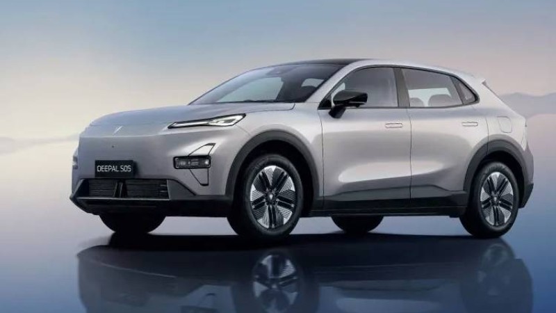 लक्जरी, स्टाइल र टेक्नोलोजीको मिश्रणले चम्केको ‘दीपल एस-०५’