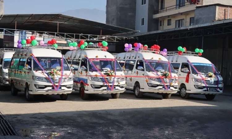 विद्युतीय सार्वजनिक सवारीले बढेको भाडा लिन नपाउने_img