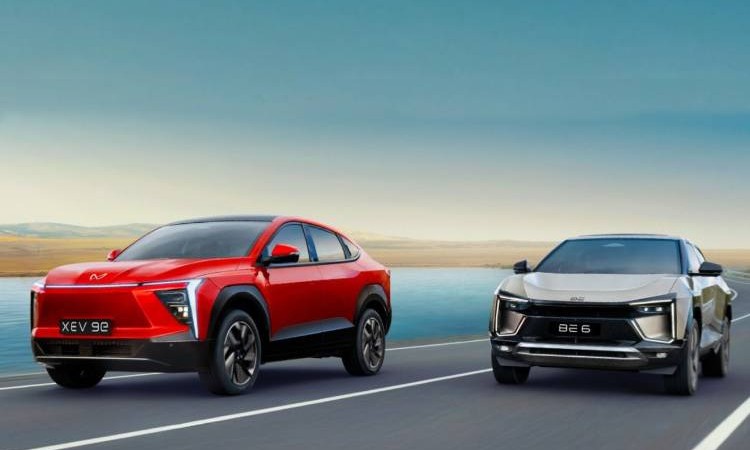 ईभीमा लय समाउँदै महिन्द्रा, चैतसम्म कति आयो नेपाल_img