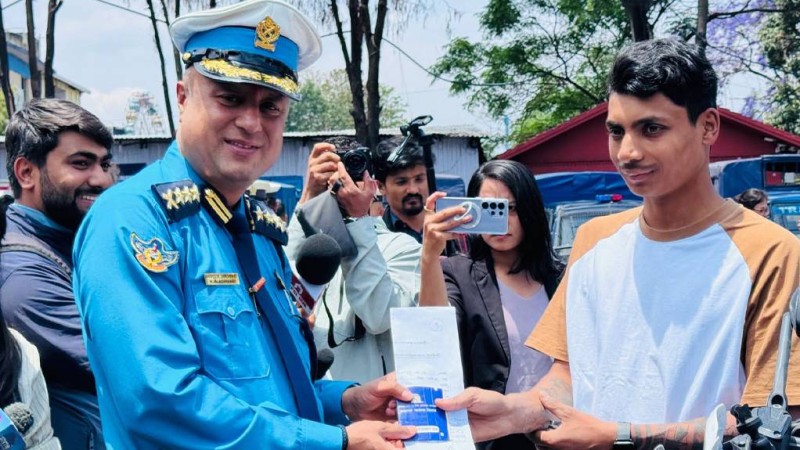 ट्राफिकले भेटायो ३५ लाख पर्ने मोटरसाइकल, थप ६५ धनीलाई फिर्ता