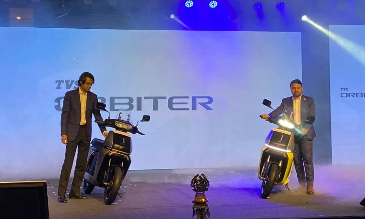 आकर्षक मूल्यमा आयो टीभीएसको नयाँ इलेक्ट्रीक स्कुटर अर्बिटर, रेन्ज पनि राम्रो_img