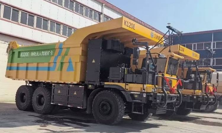 चीनले बनायो सोडियम आयन ब्याट्रीबाट चल्ने विश्वकै पहिलो ईभी माइनिङ ट्रक_img