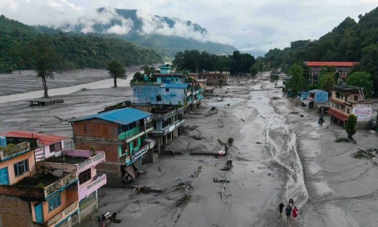बाढी प्रभावित क्षेत्रमा अनुमतिबिनै ड्रोन उडाउँदा हवाई सुरक्षामा जोखिम, कारबाहीको चेतावनी_img