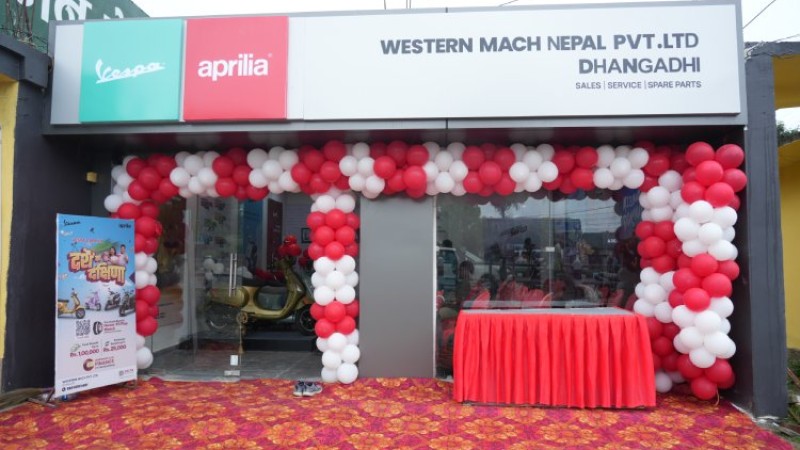 धनगढीमा खुल्यो भेस्पा र अप्रिलियाको नयाँ शोरुम