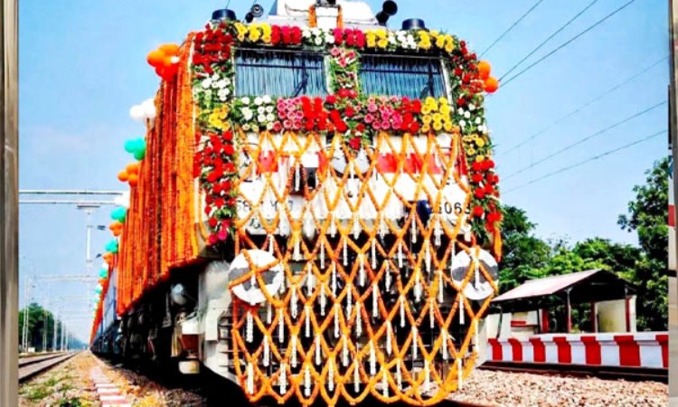 नेपालगंज रोडदेखि बनारससम्म रेलसेवा सुरू_img