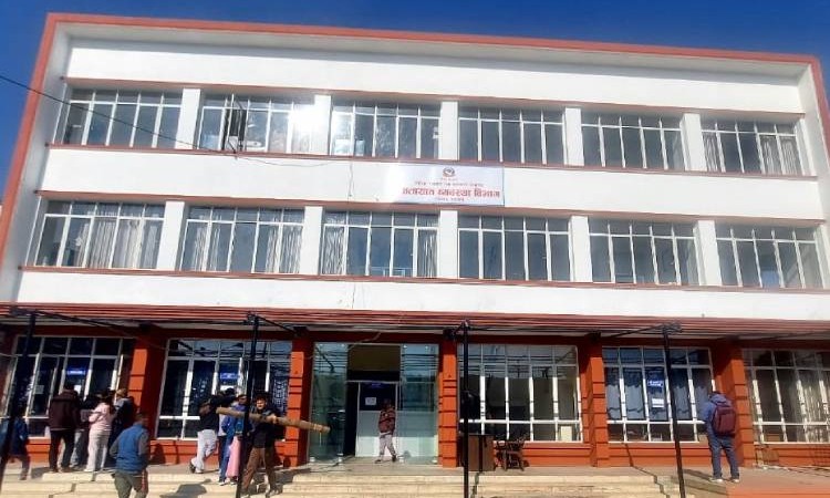 गुणस्तरीय खाना खुवाउने ठाउँमा मात्र गाडी रोक्न निर्देशन, बिरामी भए कारबाही_img