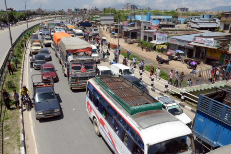 फेरि भाडा बढाउन यातायात व्यवसायीको माग_img