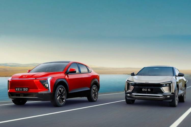 ईभीमा लय समाउँदै महिन्द्रा, चैतसम्म कति आयो नेपाल_img