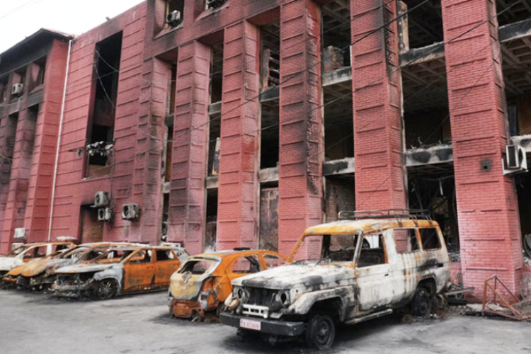 जलेका गाडीको इन्धन लिने कर्मचरीलाई कारबाही गर्न निर्देशन_img