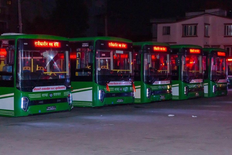 उपत्यकाका ६ रुटमा गुड्न थाले रात्रि बस_img
