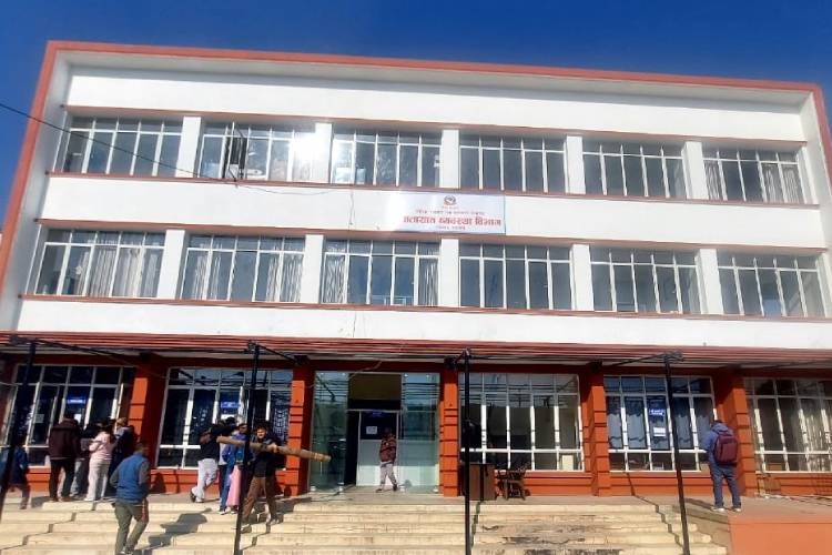 गुणस्तरीय खाना खुवाउने ठाउँमा मात्र गाडी रोक्न निर्देशन, बिरामी भए कारबाही_img