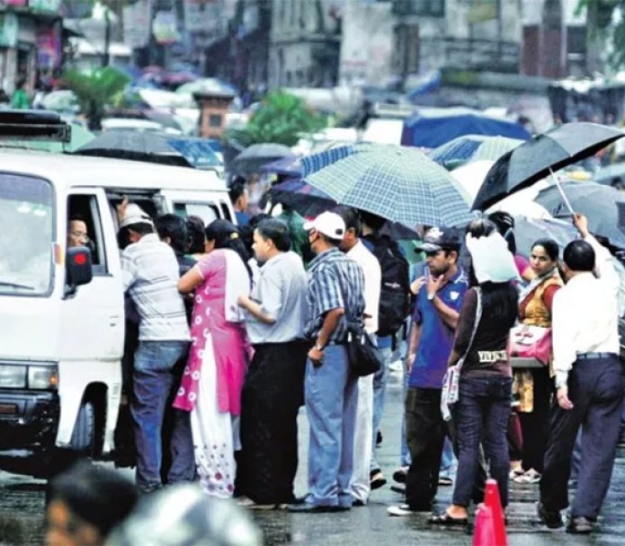 सार्वजनिक पीडा बनिरहेको सार्वजनिक यातायात, सुधार्न गर्नुैपर्छ यी काम_img