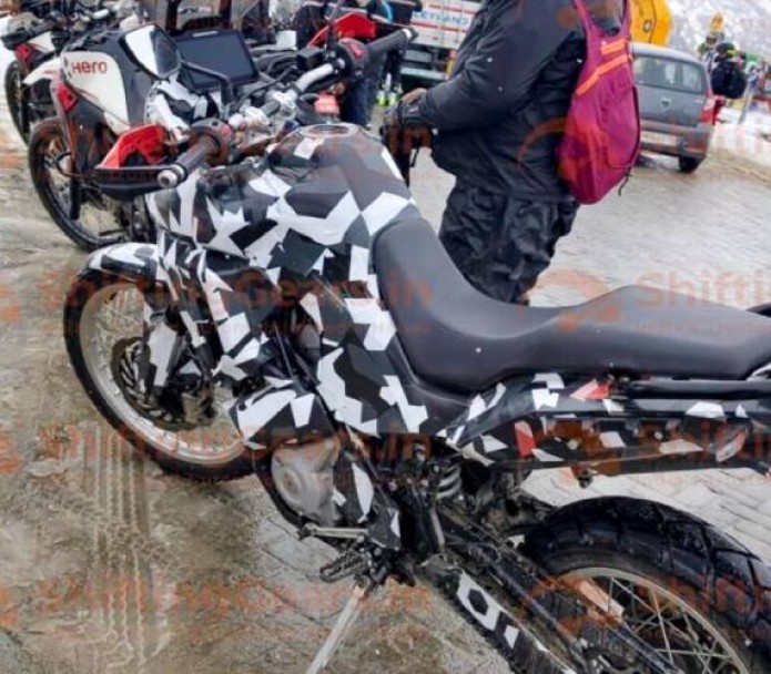 हिरो एक्सपल्स ४२१ को उच्च हिमाली क्षेत्रमा परीक्षण हुँदै_img
